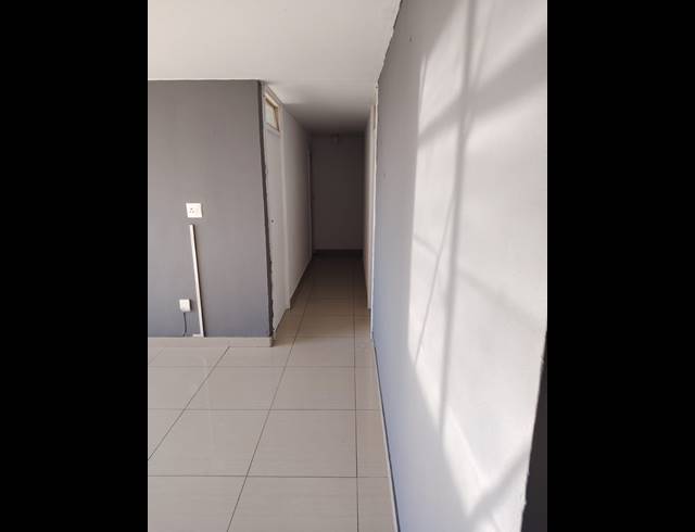 2 BEDROOM APARTMENT FOR SALE IN PINETOWN CENTRAL